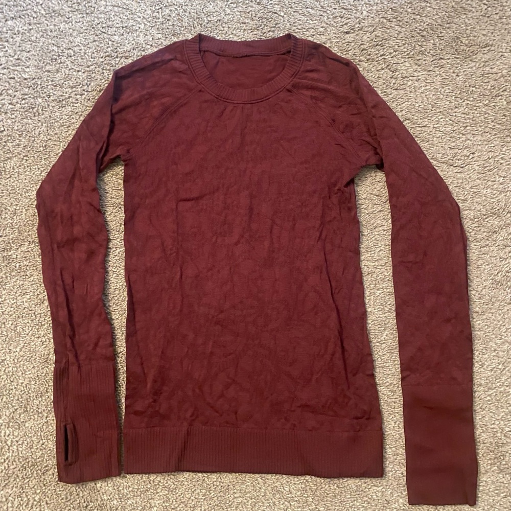 Lululemon Woman's Long Sleeved Shirt